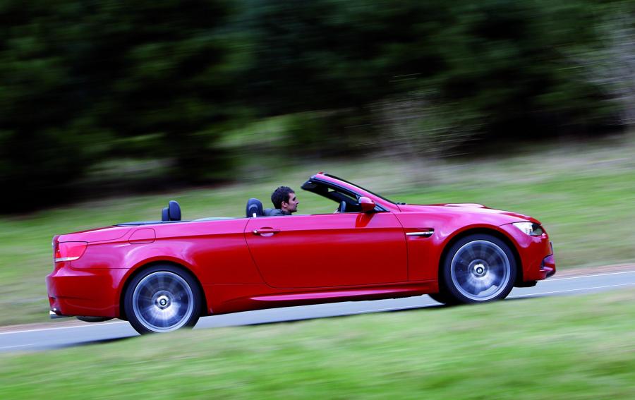  BMW M3 Convertible 2008 года  (фото 28 из 66)